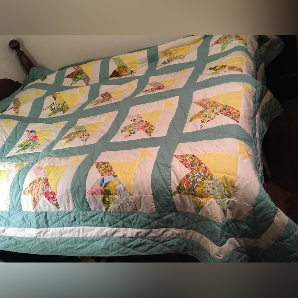 Homemade patchwork hand stitched quilt bedspread queen / king
